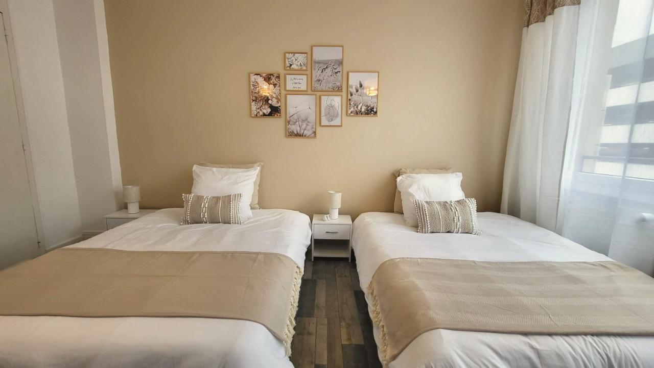 Logement Spacieux - Face A La Gare Et Centre-Ville Épinal Dış mekan fotoğraf